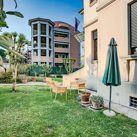 Apartment Mainard Butterfly Storica *
