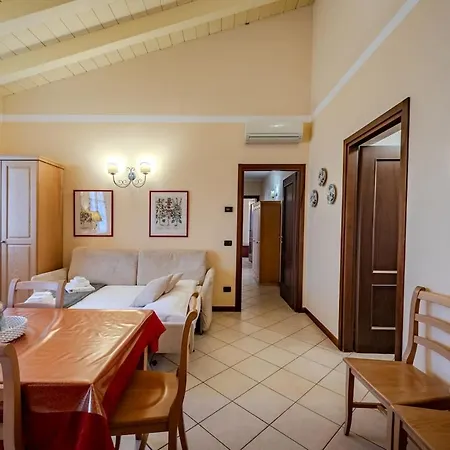 Apartment Mainard Butterfly Storica