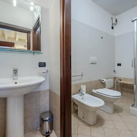 Mainard Butterfly Storica Apartment