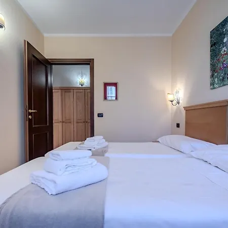 Mainard Butterfly Storica Apartment